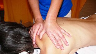 Massage session for cervical spine osteochondrosis